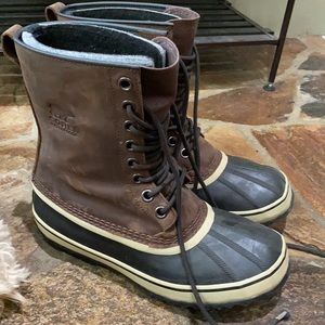 Sorel Size 10 Men’s boots